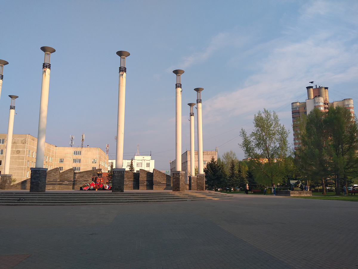 Площадь Жукова